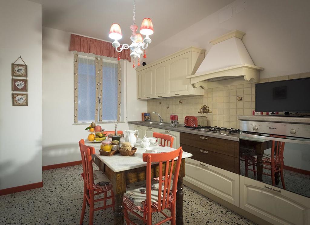 Апартаменты A Casa Di Nonna Ada Баньореджо Номер фото